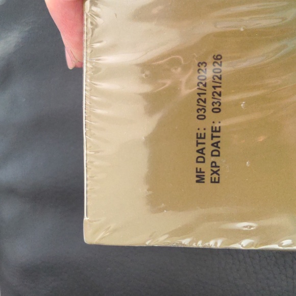 Jaysuing Peel off Mask - Picture 2 of 3